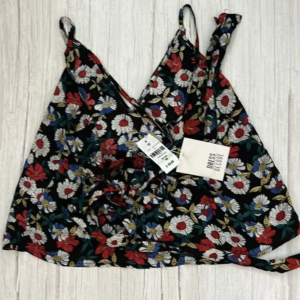 LF/Dress Decode Floral Halter Top - Picture 4 of 6